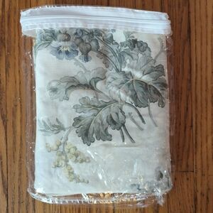 Laura Ashley Josephine Floral Blouson Valance 1990s 84 x 15 in. Blue Green